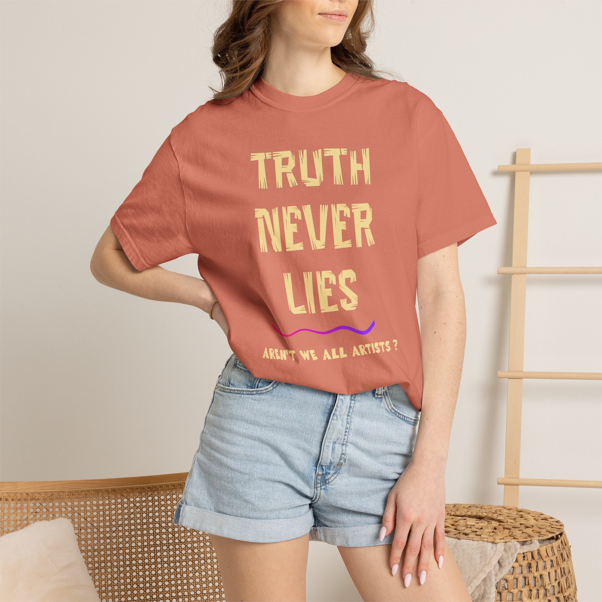 T-shirt Truth Never Lies Artistic T-Shirt – Inspirational Artist Statement Tee
